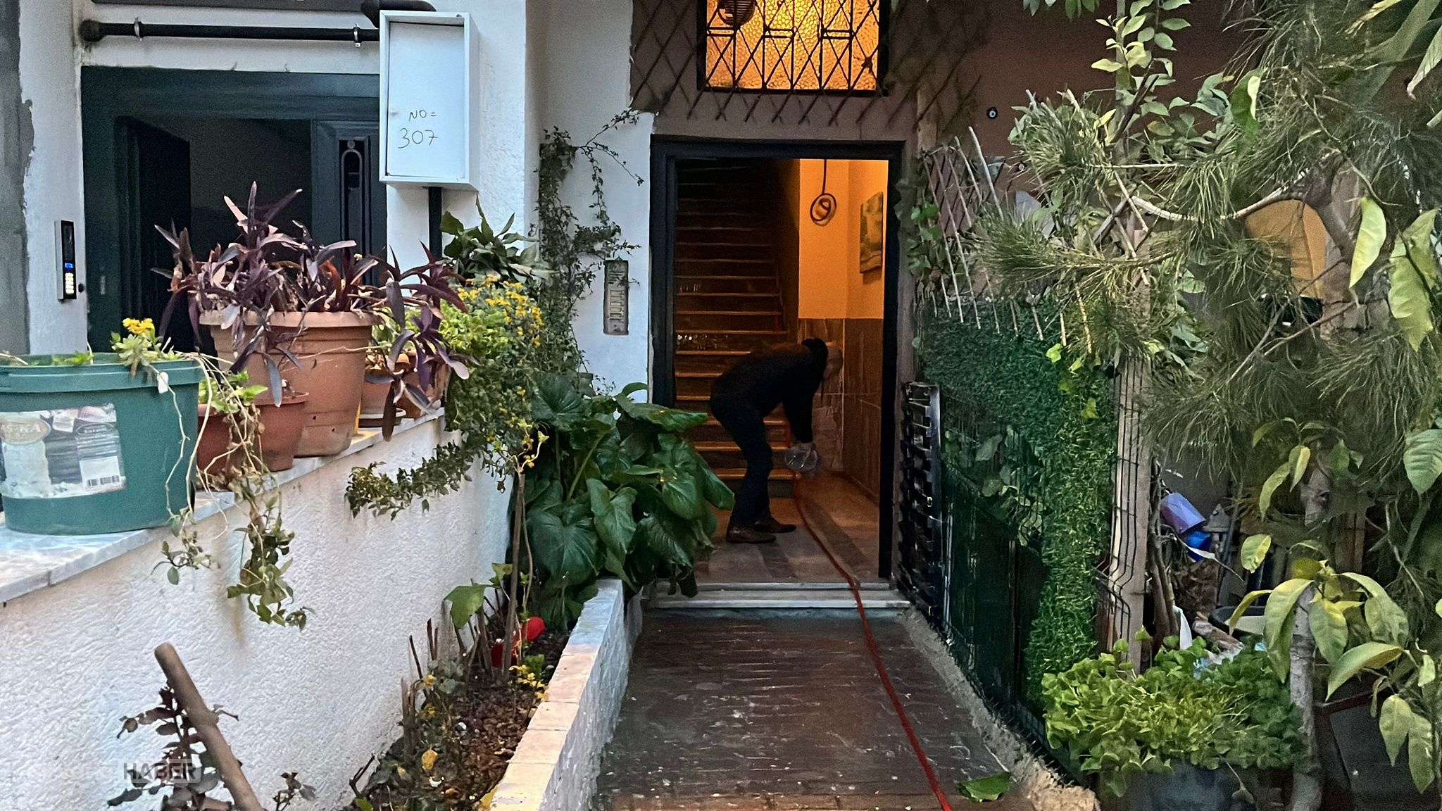 Kocaeli’de evinin önünde silahlı saldırıya uğrayan kişinin cinayetinde 4 şüpheli tutuklandı