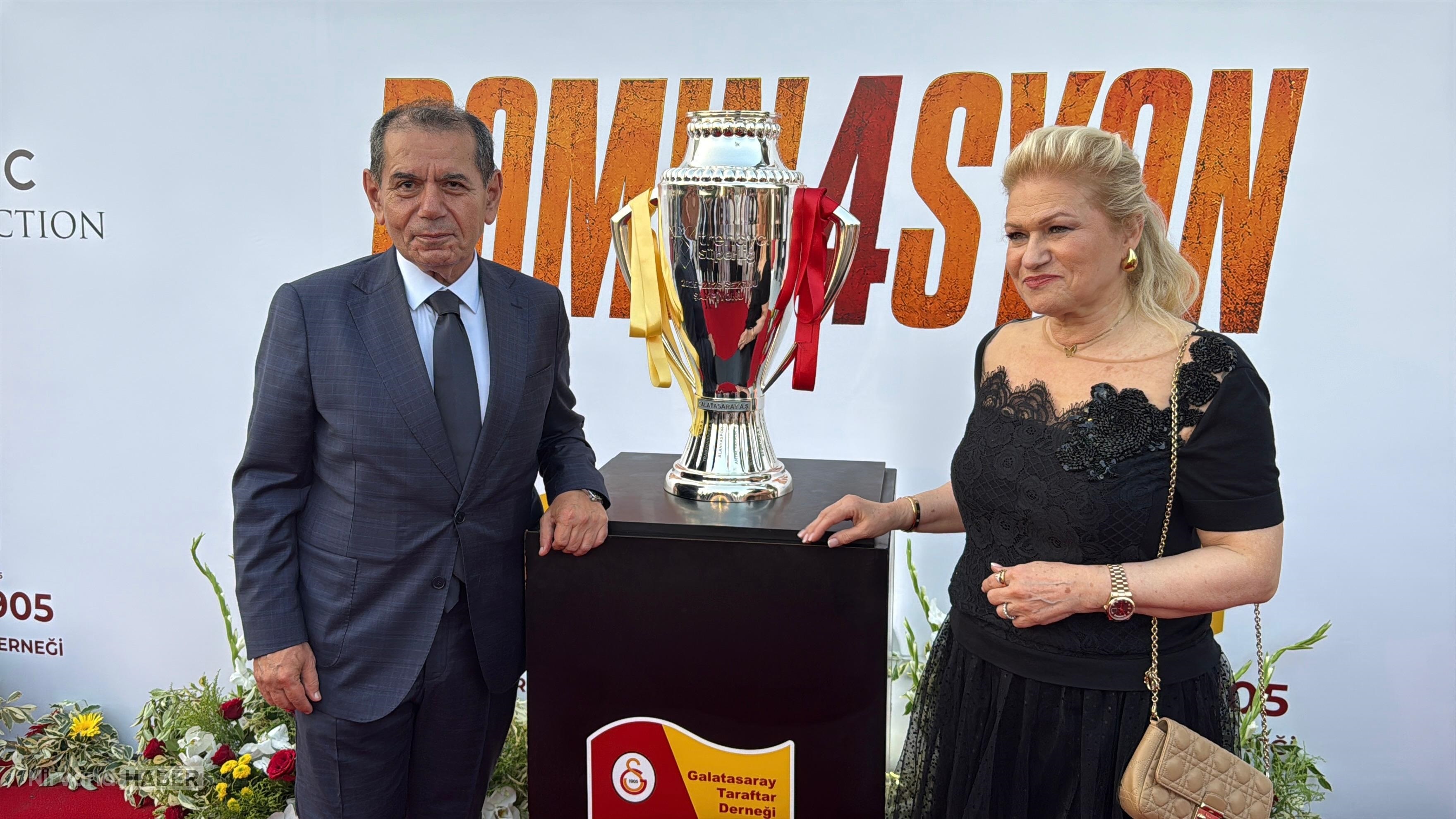 GALATASARAY-BASKANI-DURSUN-OZBEK-SAMPIY_1395105_414382.jpg