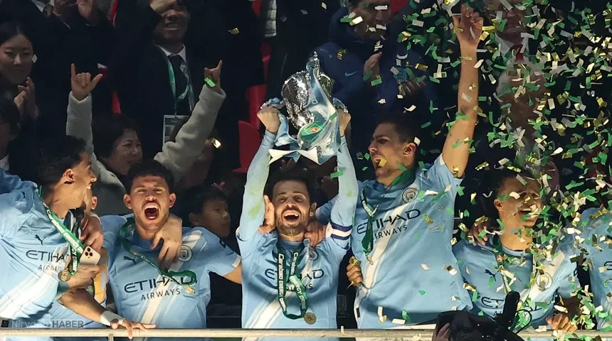 Wembley'de kupa Manchester City'nin!