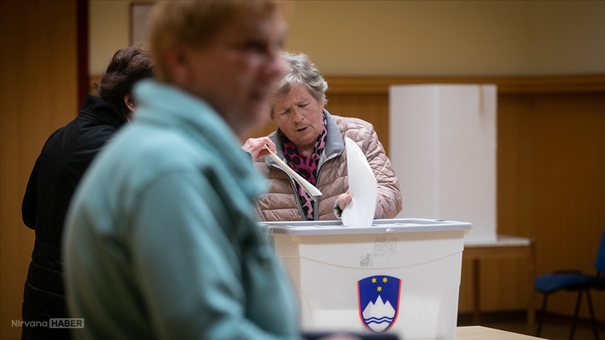 Slovenya’da seçim günü: 90 sandalyeli meclis için oy verme başladı
