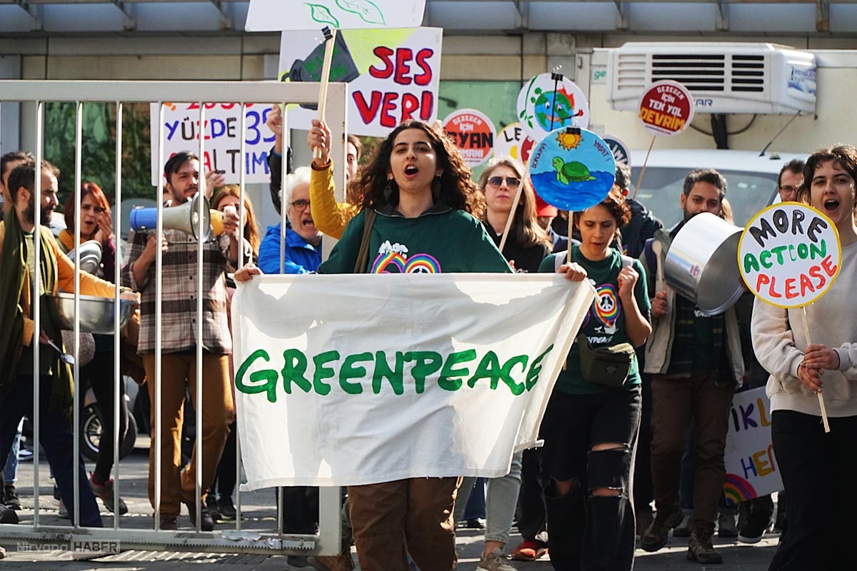 Greenpeace’e 345 milyon dolarlık ceza: Karar örgütün geleceğini nasıl etkileyecek?