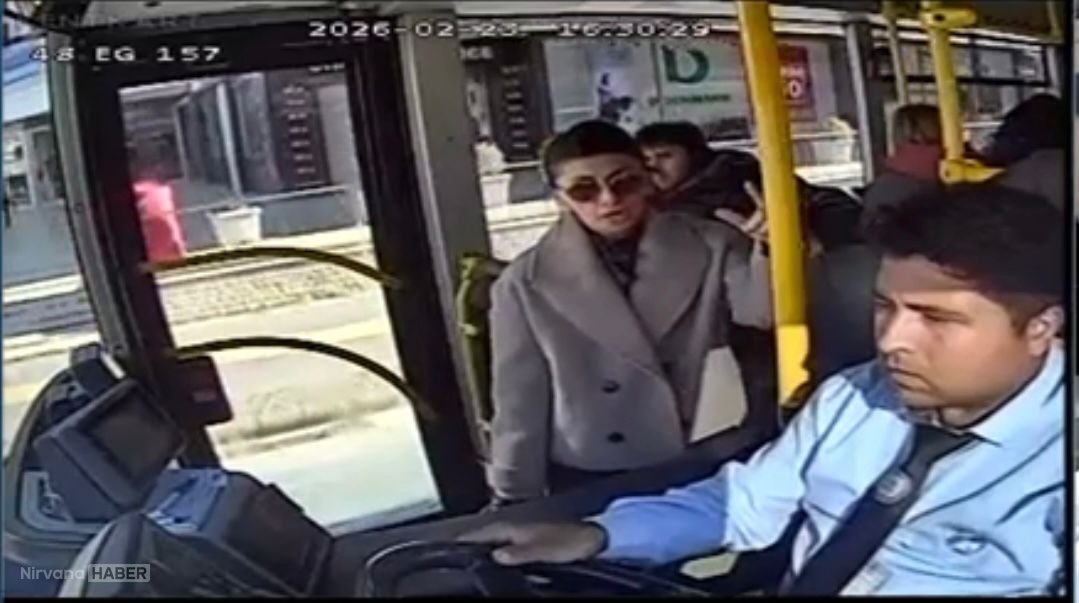 Muğla'da otobüste fenalaşan yolcuyu, şoför hastaneye yetiştirdi