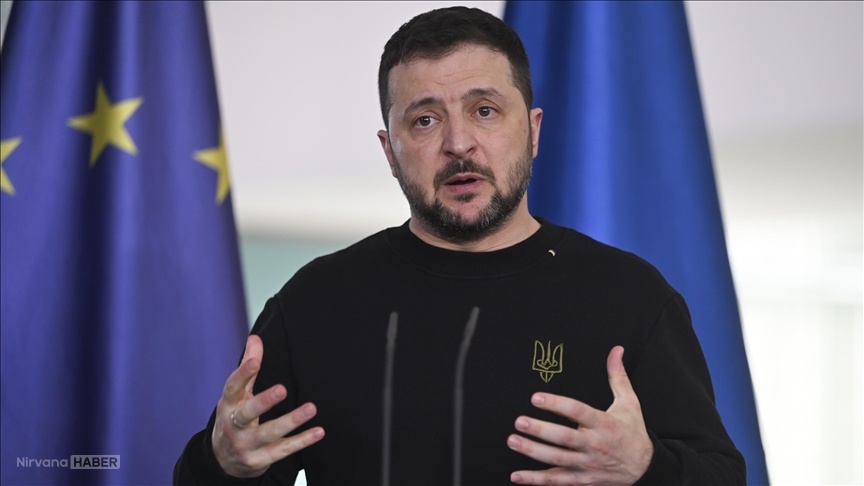 Zelenskiy: “Dört yıldır direniyoruz, Ukrayna ayakta”