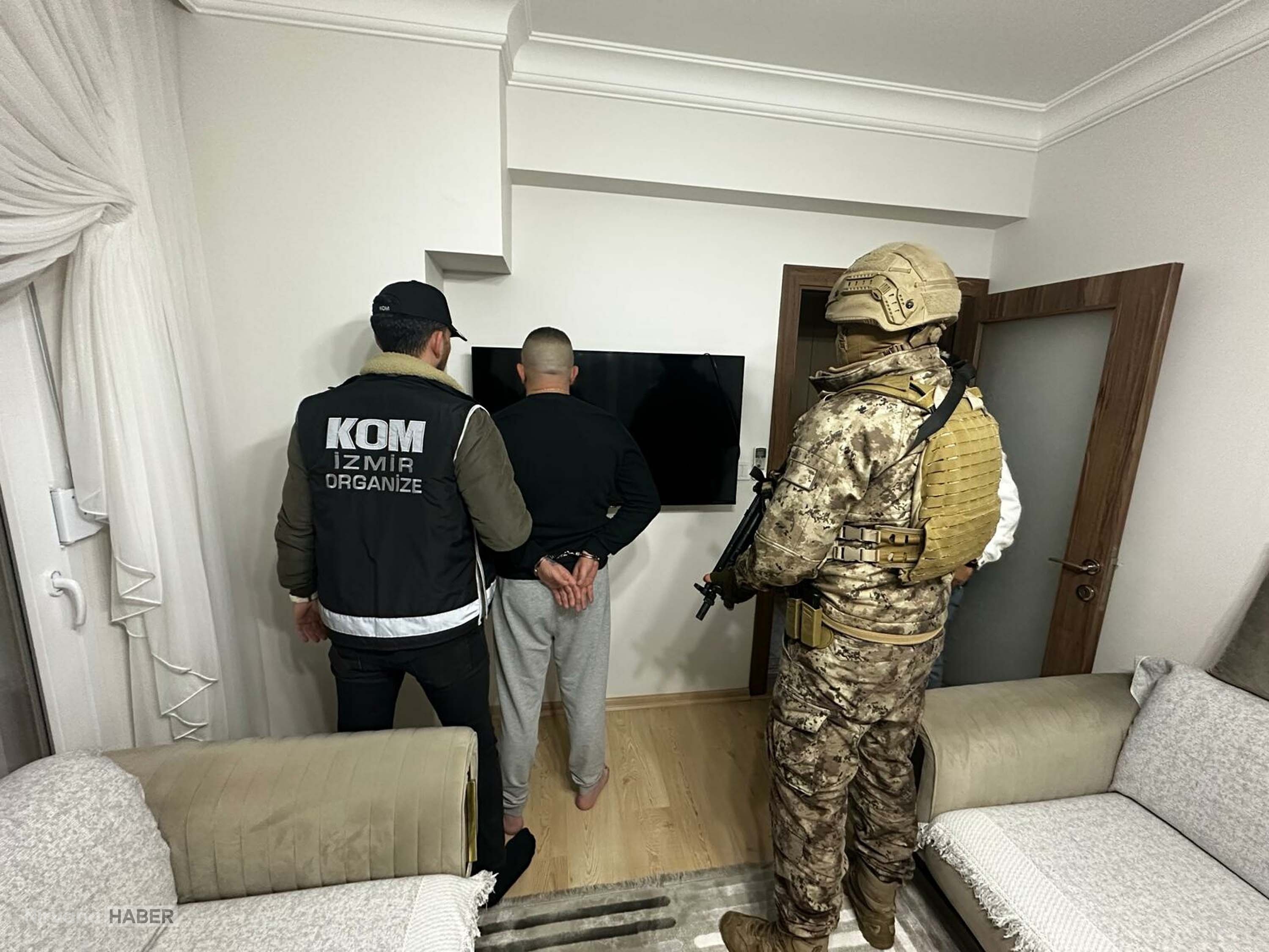 İzmir’de “Genç Osman Çetesi” operasyonu: 7 şüpheli tutuklandı