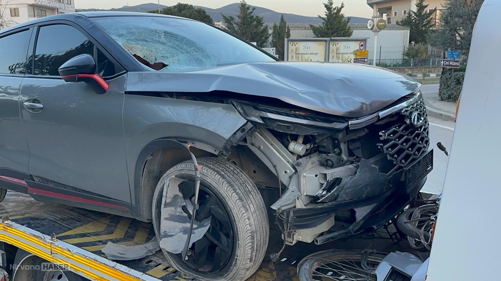 Bursa'da otomobilin çarptığı bisikletli hayatını kaybetti