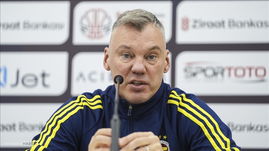 Fenerbahçe Beko Başantrenörü Jasikevicius Dubai'de mahsur kaldı