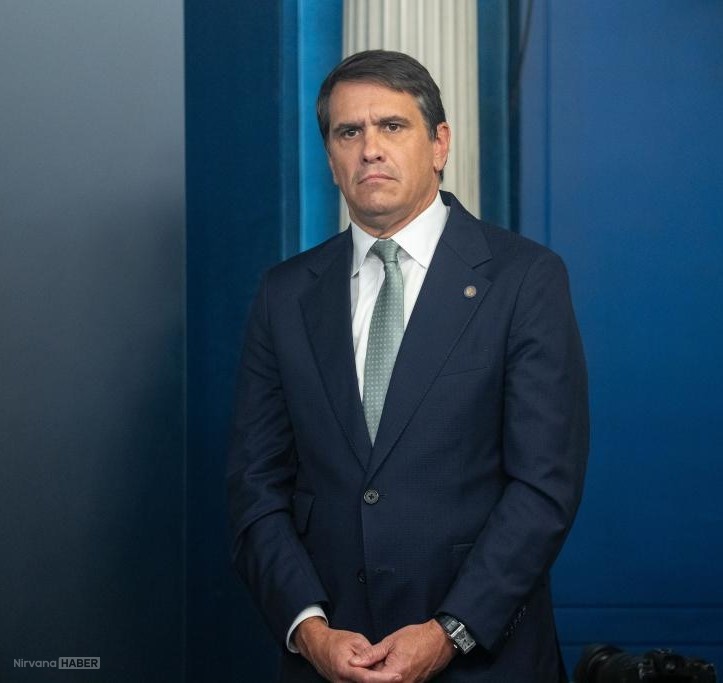 TRUMP-ABD-ADALET-BAKANLIGI-ICIN-ADAYINI_1353334_401855.jpg