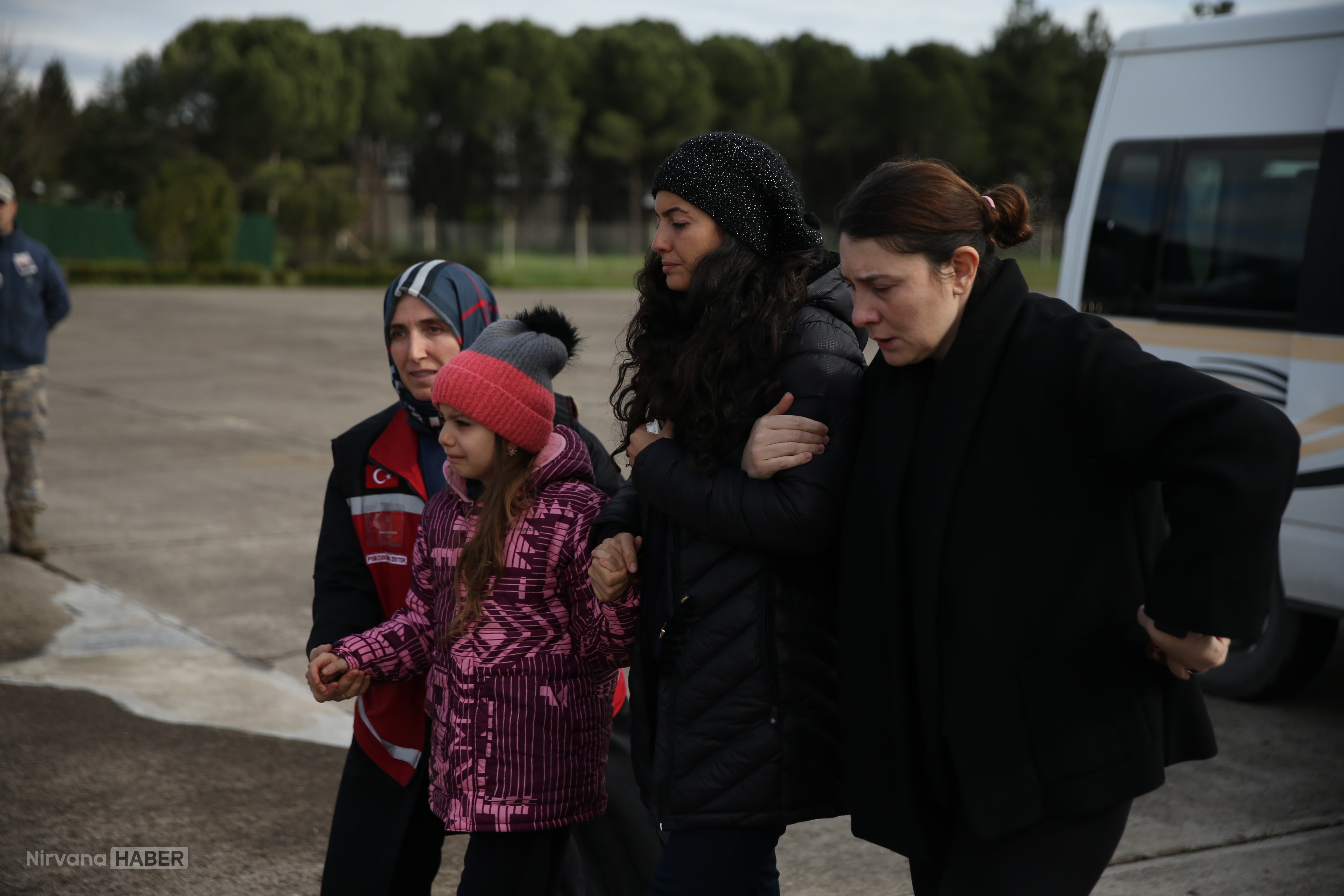 AA-20260225-40661328-40661313-BALIKESIRDE_F16_UCAGININ_KAZA_KIRIMA_UGRAMASI_SONUCU_SEHIT_OLAN_PILOT_ICIN_TOREN_DUZENLENDI.jpg