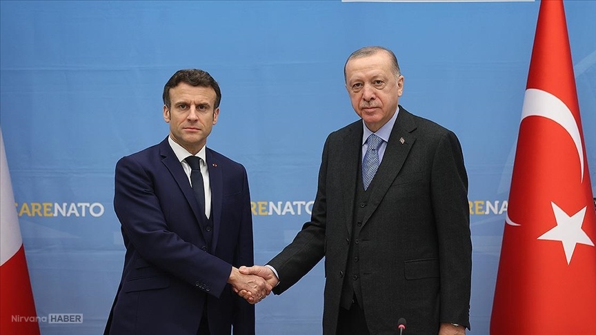 Cumhurbaşkanı Erdoğan, Fransa Cumhurbaşkanı Macron ile telefonda görüştü
