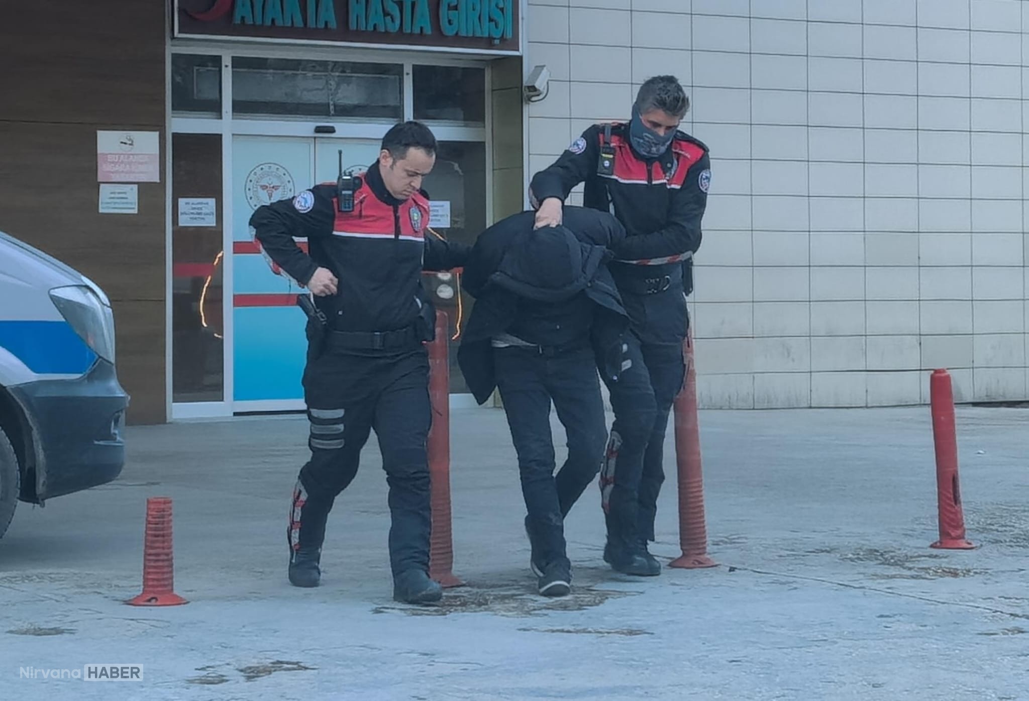 Bursa'da polisin 'dur' ihtarından kaçan şüpheli yakalandı