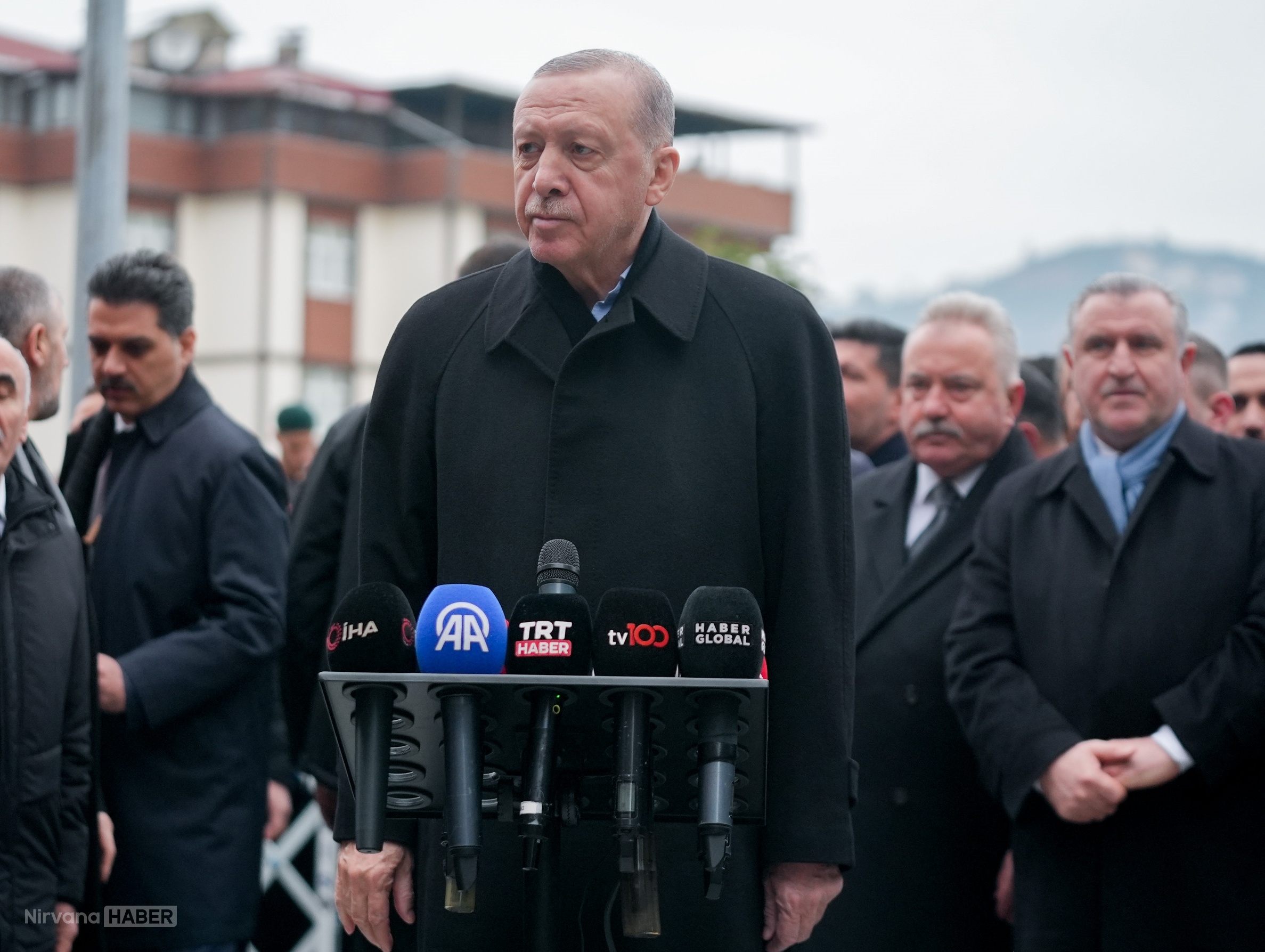 Erdoğan Rize’de bayram namazında konuştu: Orta Doğu’daki gelişmelere dikkat çekti