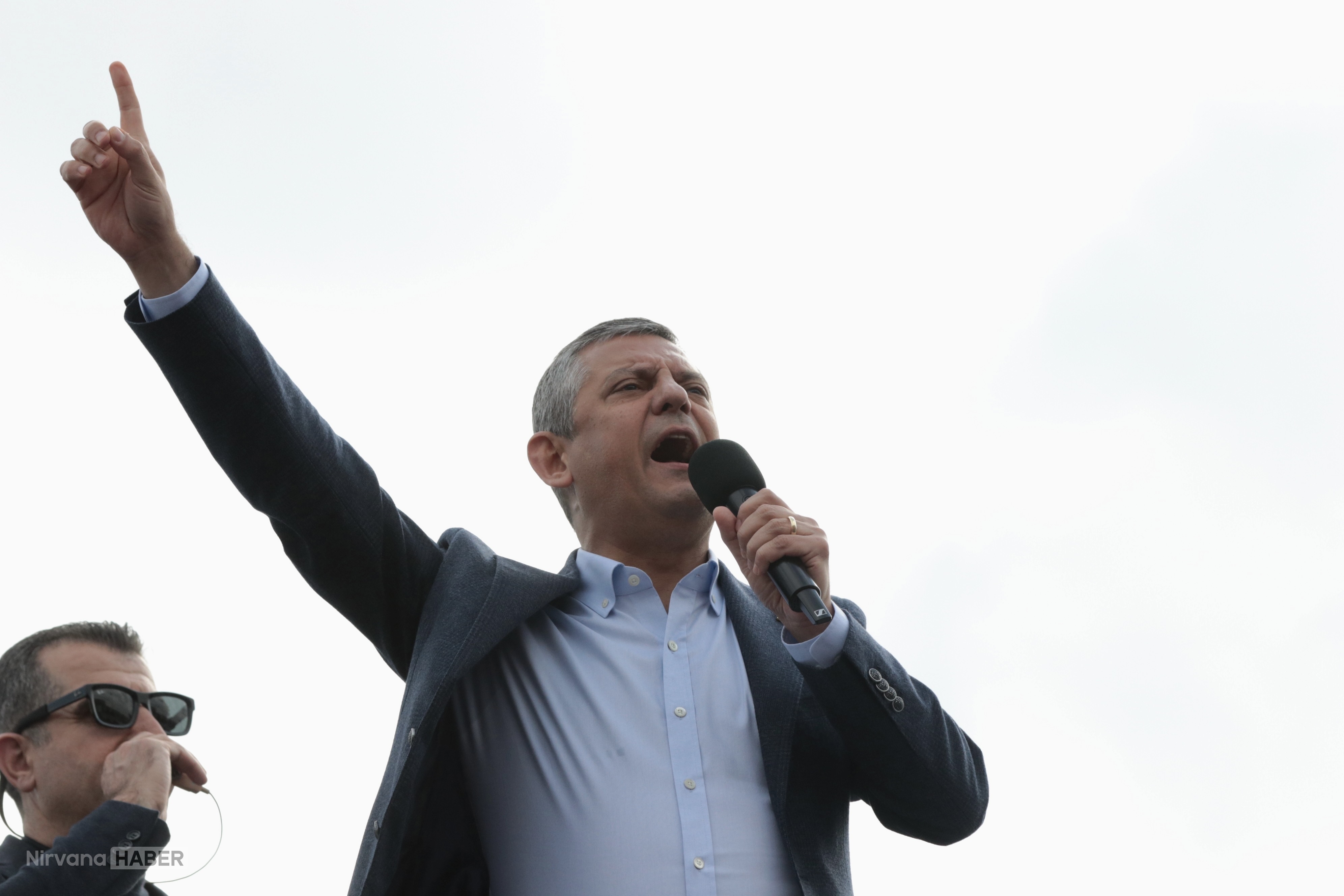 Özgür Özel’den Erdoğan’a yargı ve özelleştirme eleştirisi