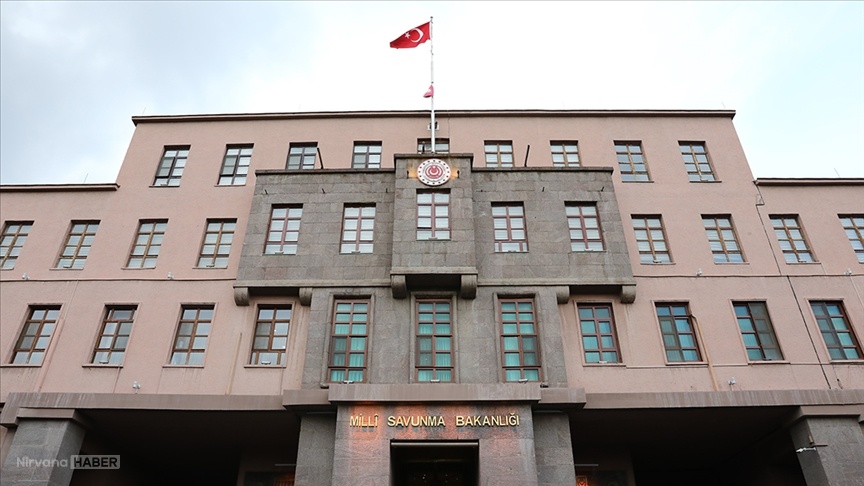 İran'dan ateşlenen 3. Füze imha edildi! MSB' den açıklama