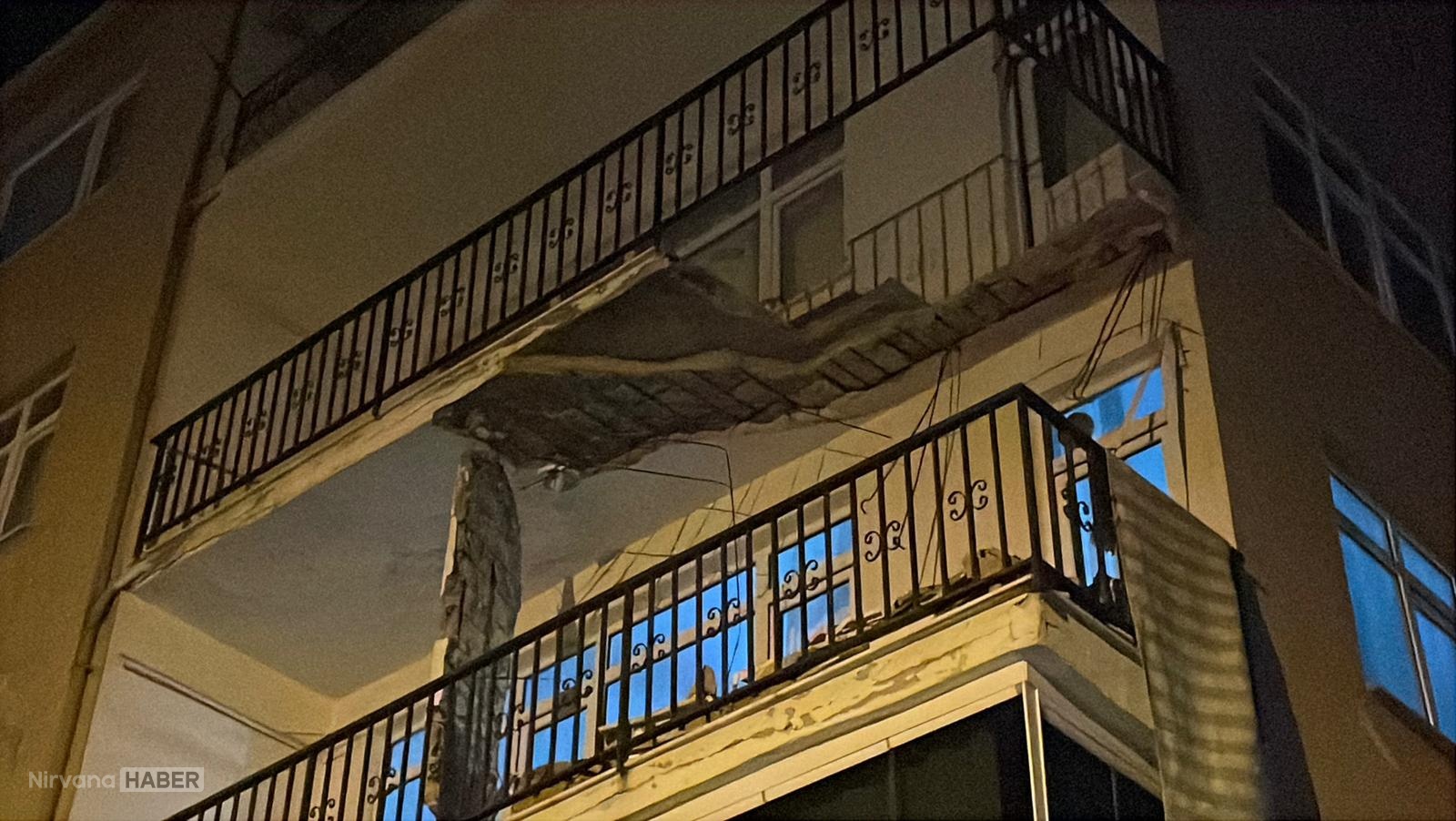 İstanbul Üsküdar'da 4 katlı binada balkon çöktü