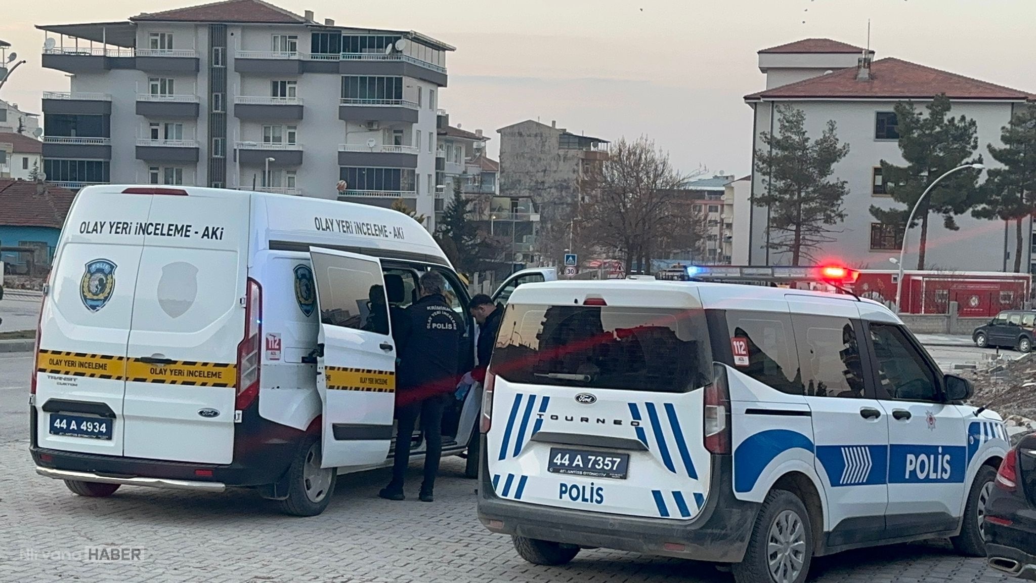 Malatya’da parkta bıçaklı kavga: 2 kişi ağır yaralandı