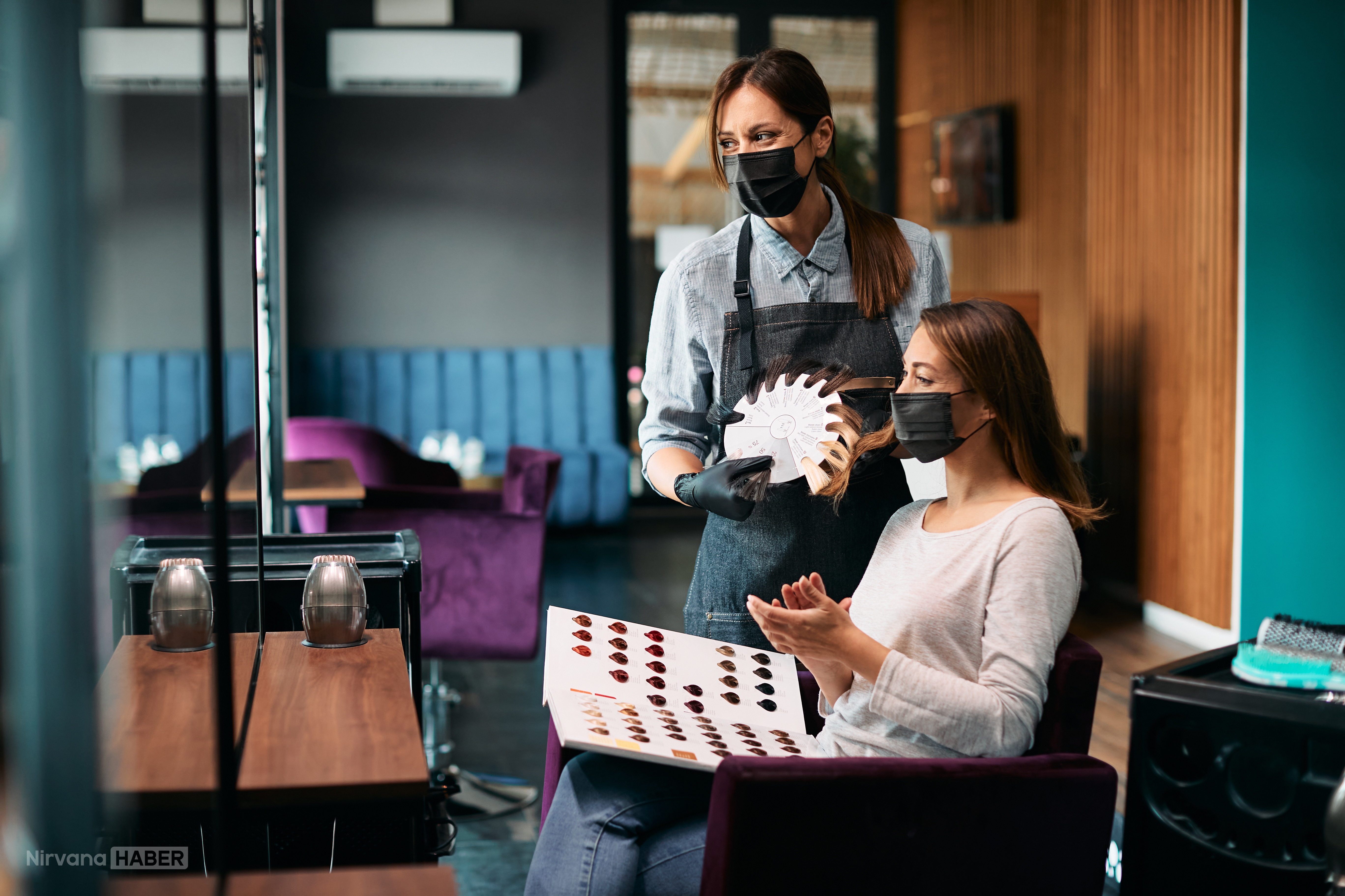 happy-woman-and-hairdresser-wearing-face-mask-whil-2026-01-06-10-08-57-utc.jpg