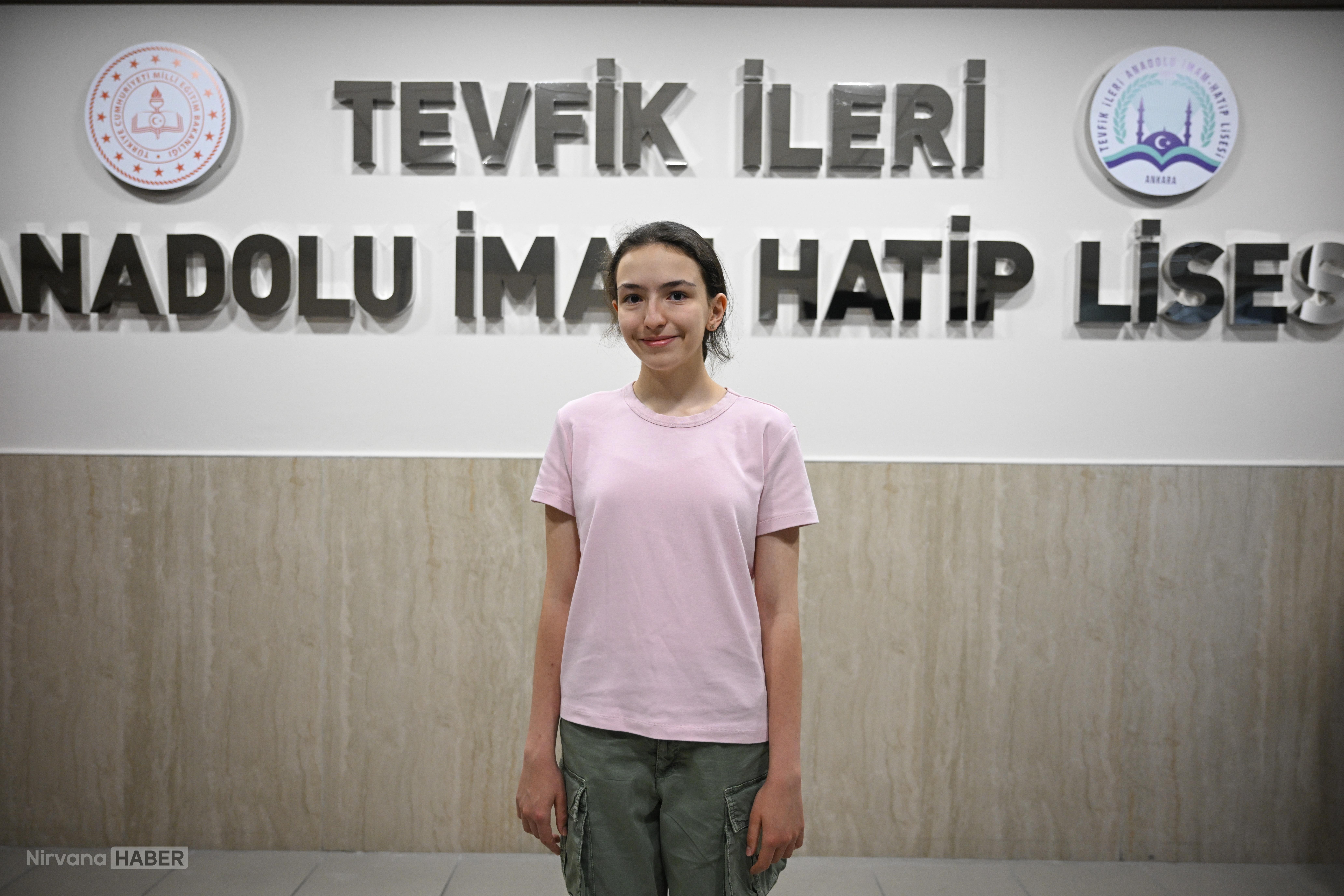 AA-20260710-41942412-41942411-LGS_SINAVI_BIRINCILERI_SINAVA_HAZIRLANIRKEN_TELEFONDAN_UZAK_KALDI-cropped.jpg