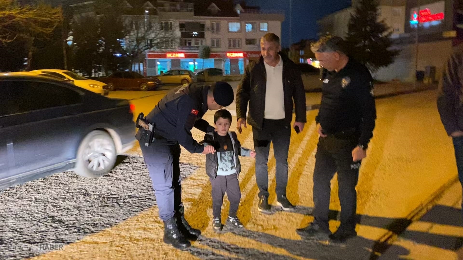 Bursa'da hastanede kaybolan çocuk polis ve jandarma tarafından bulundu