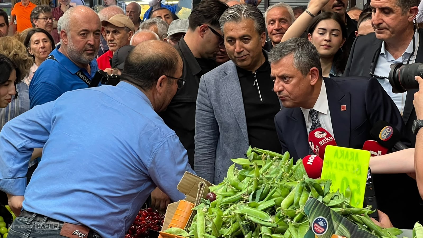 OZGUR-OZEL-KEMAL-BEYIN-BIZI-SOKAGIN-GU_1369529_406637.jpg