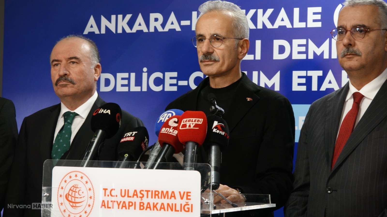 Bakan Uraloğlu müjdeyi verdi! Ankara-İstanbul arası 80 dakikaya düşüyor