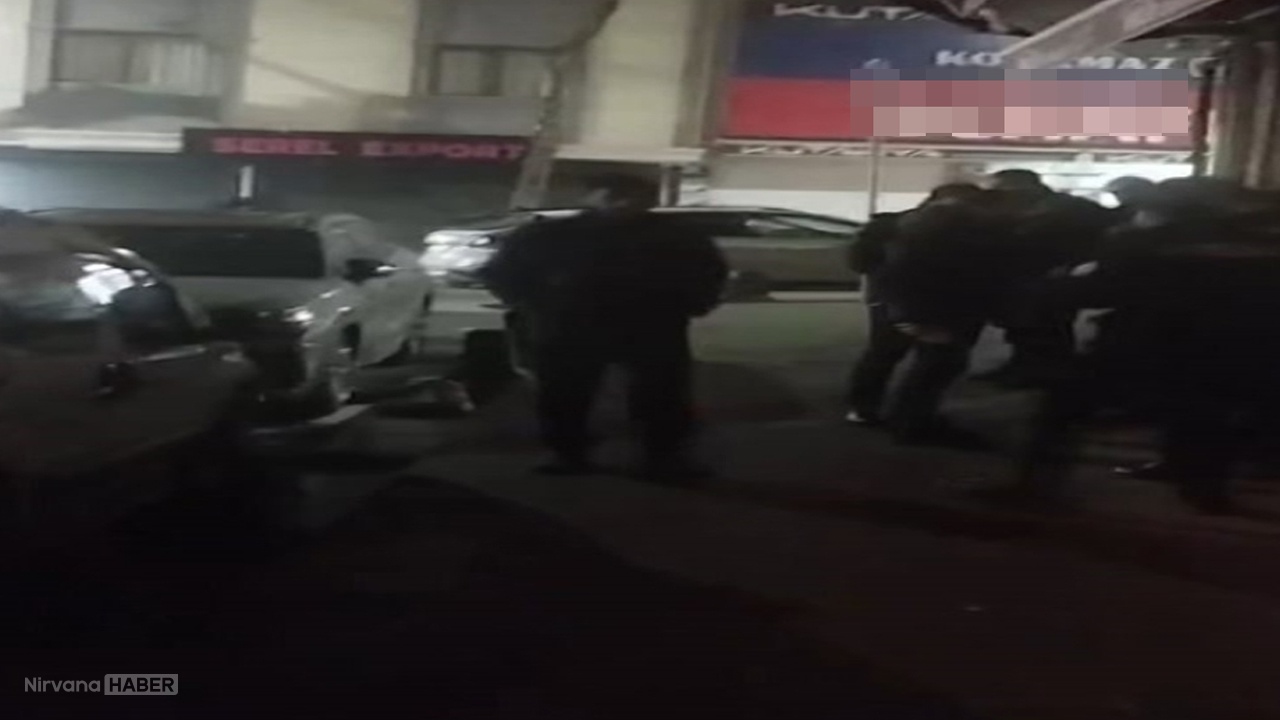 Gaziosmanpaşa’da dehşet: Kız kardeşinin yanındaki genci katletti