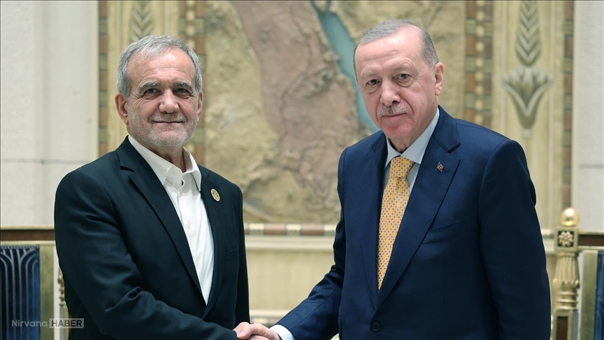 Cumhurbaşkanı Erdoğan, İran Cumhurbaşkanı Pezeşkiyan ile telefonda görüştü