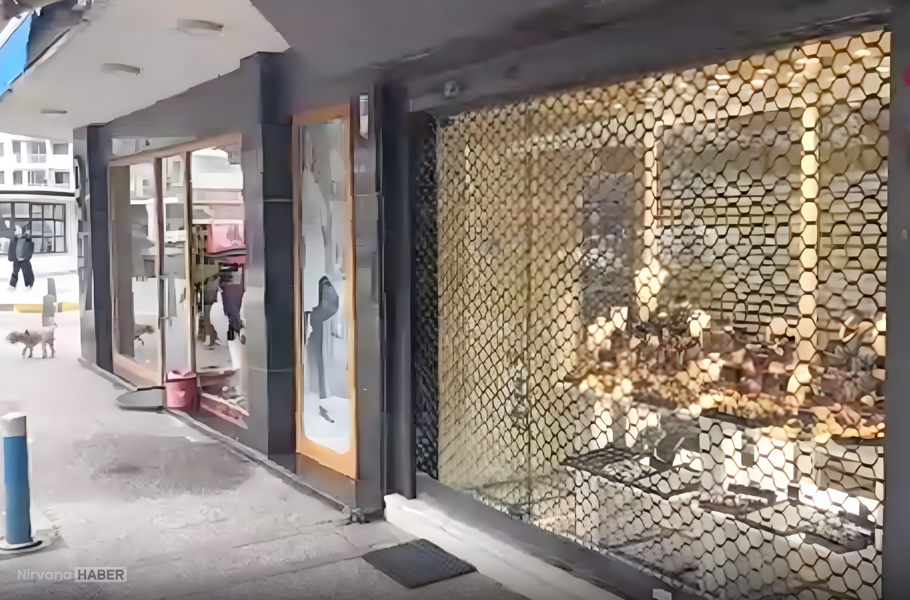 Kuyumcu soyguncuyu boşa çıkardı: Altınlar ucuz kurtuldu!