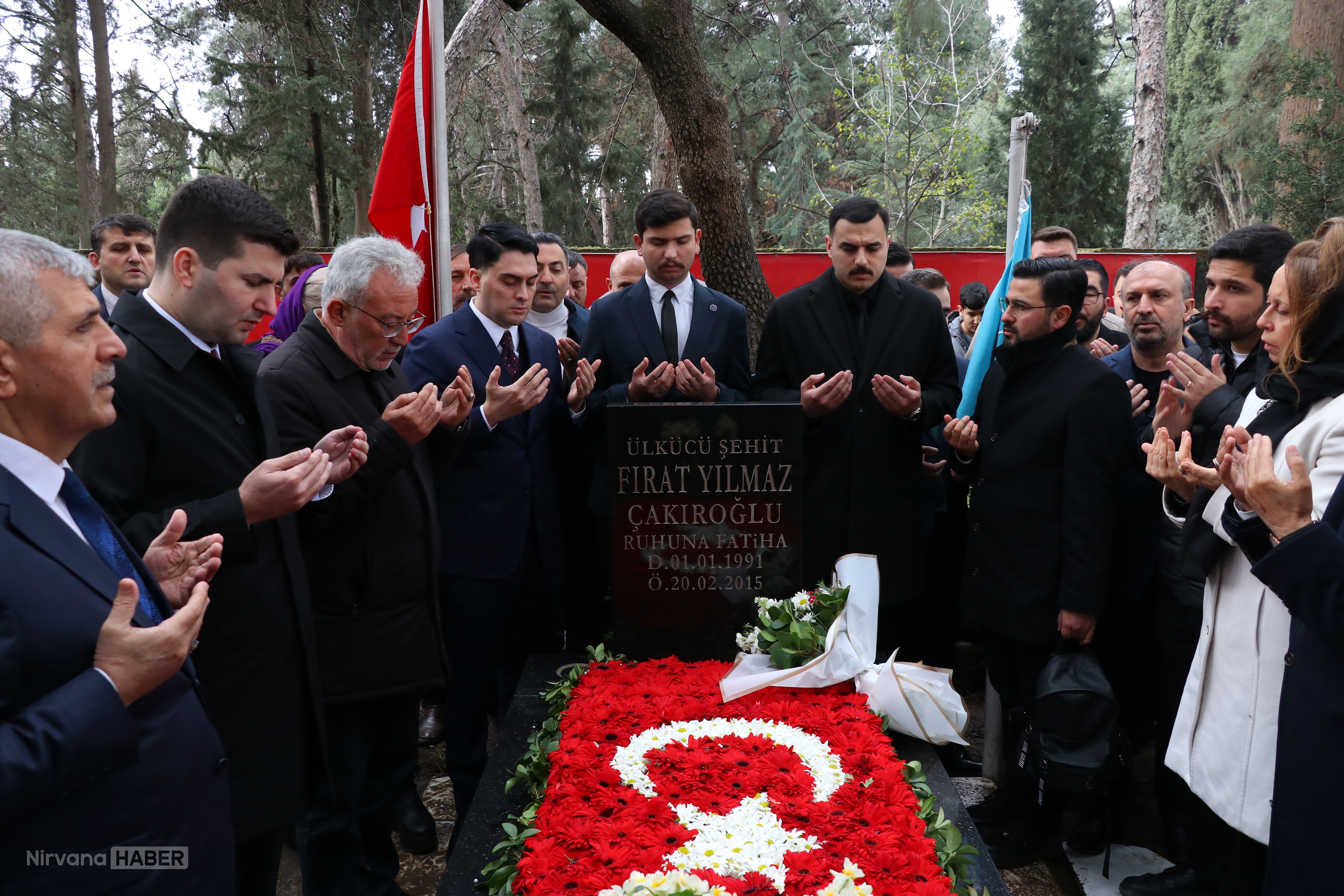 Fırat Yılmaz Çakıroğlu için İzmir'de anma töreni düzenlendi