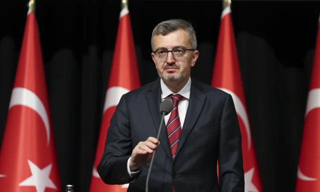 İletişim Başkanı Duran’dan CHP Lideri Özel’e Tepki