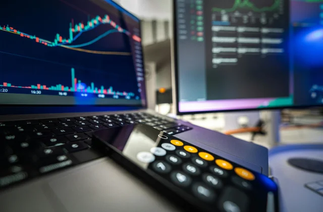 BIST 100 Günün İlk Yarısında Yükselişte: Altın ve Döviz Piya...