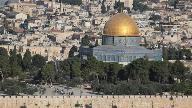 İsrail’in Mescid-i Aksa Çevresindeki Kazılarına Filistin Yön...