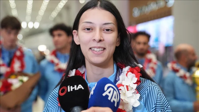 Elif Sude Akgül’den Dünya Şampiyonası’nda Gümüş Madalya