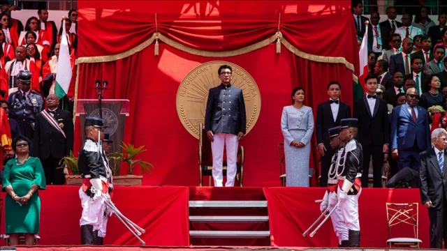 Madagaskar’da Rajoelina Vatandaşlıktan Çıkarıldı: Darbe Sonr...