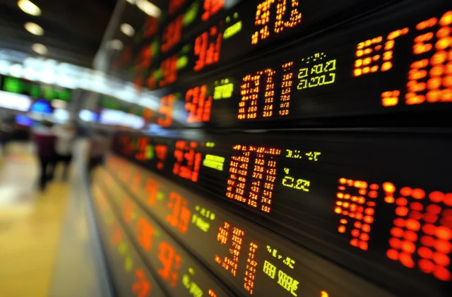 Avrupa borsaları Fransa hariç yükselişle açıldı