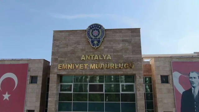 Antalya Merkezli Yasa Dışı Bahis Operasyonu: 18 Şüpheli Tutu...