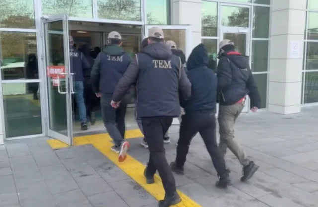 Adıyaman'da Terör Örgütü DEAŞ Operasyonunda Yakalanan 5 Zanl...