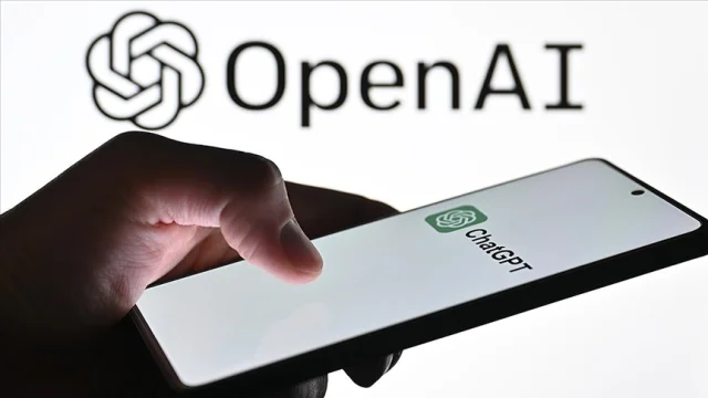 OpenAI, ChatGPT’de olası intihar ve sanrı belirtilerini analiz etti