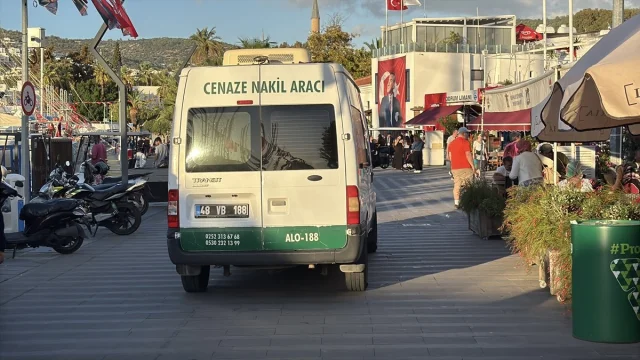 Bodrum Açıklarında Erkek Çocuğa Ait Ceset Bulundu