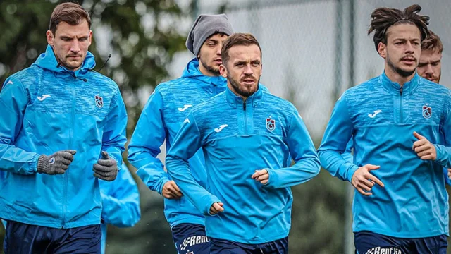 Trabzonspor, Galatasaray Maçı Hazırlıklarını Sürdürüyor