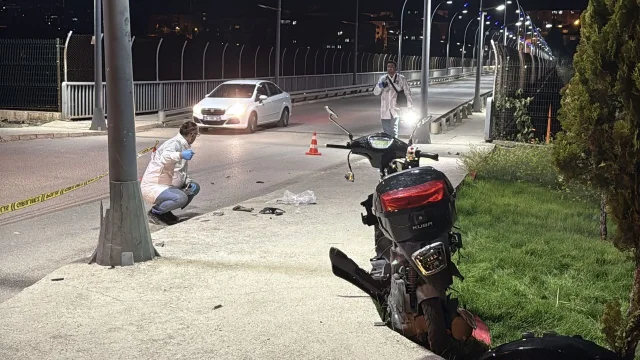 Safranbolu'da Trafik Kazası: Motosikletteki 2 Kişi Yaralandı