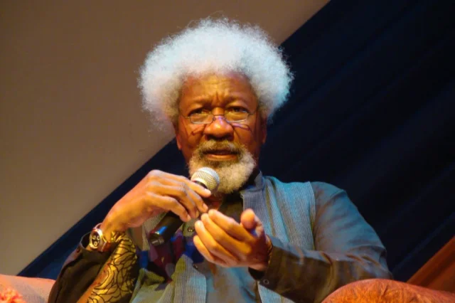 Nobel Ödüllü Yazar Wole Soyinka'nın ABD Vizesi İptal Edildi