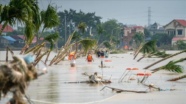 Vietnam'da şiddetli yağış: Sel ve heyelanlarda en az 10 ölü
