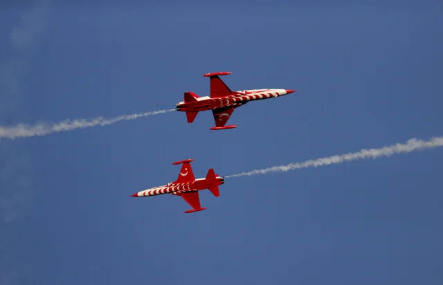 Türk Yıldızları Kırklareli Semalarında Cumhuriyet Coşkusu Ya...