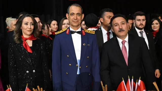 Kayseri'de 29 Ekim Cumhuriyet Bayramı Resepsiyonu Coşkuyla K...