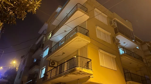 İzmir'de Anten Montajı Esnasında Çatıdan Düşen Tamirci Hayat...
