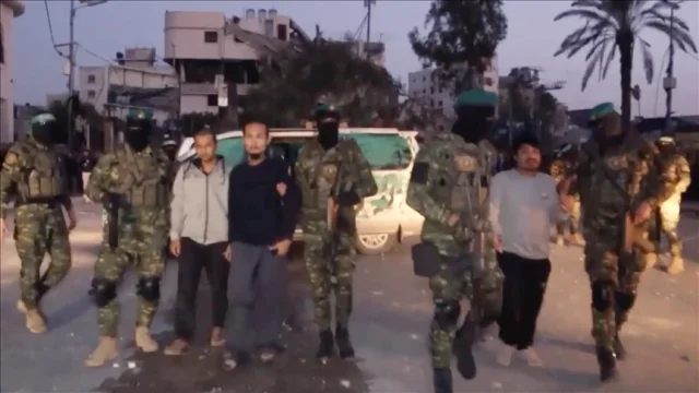 Hamas'ın Teslim Ettiği 2 İsrailli Esirin Otopsi Raporu Bekle...