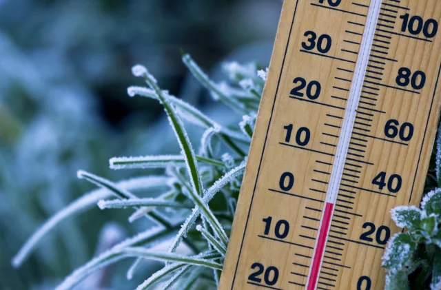 Ardahan'da dondurucu gece! Sıcaklık -10°C'ye geriledi