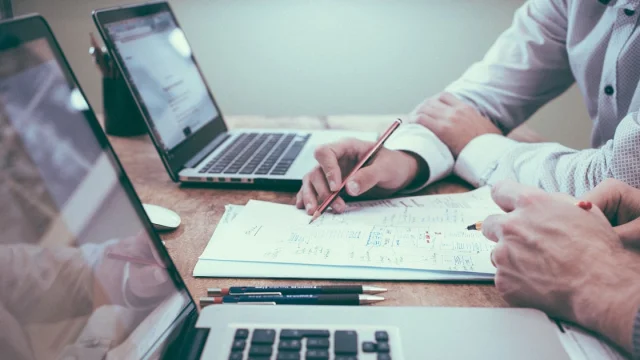 İşte kamuda yeni düzen: Esnek çalışma hayatı nasıl etkileyec...