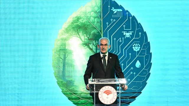 Karacabey: 'Fidanlar refahı ve ormanları büyütüyor'