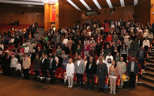 Erzurum'da SMA Hastası İki Çocuk İçin Dans Topluluğu Gösteri...